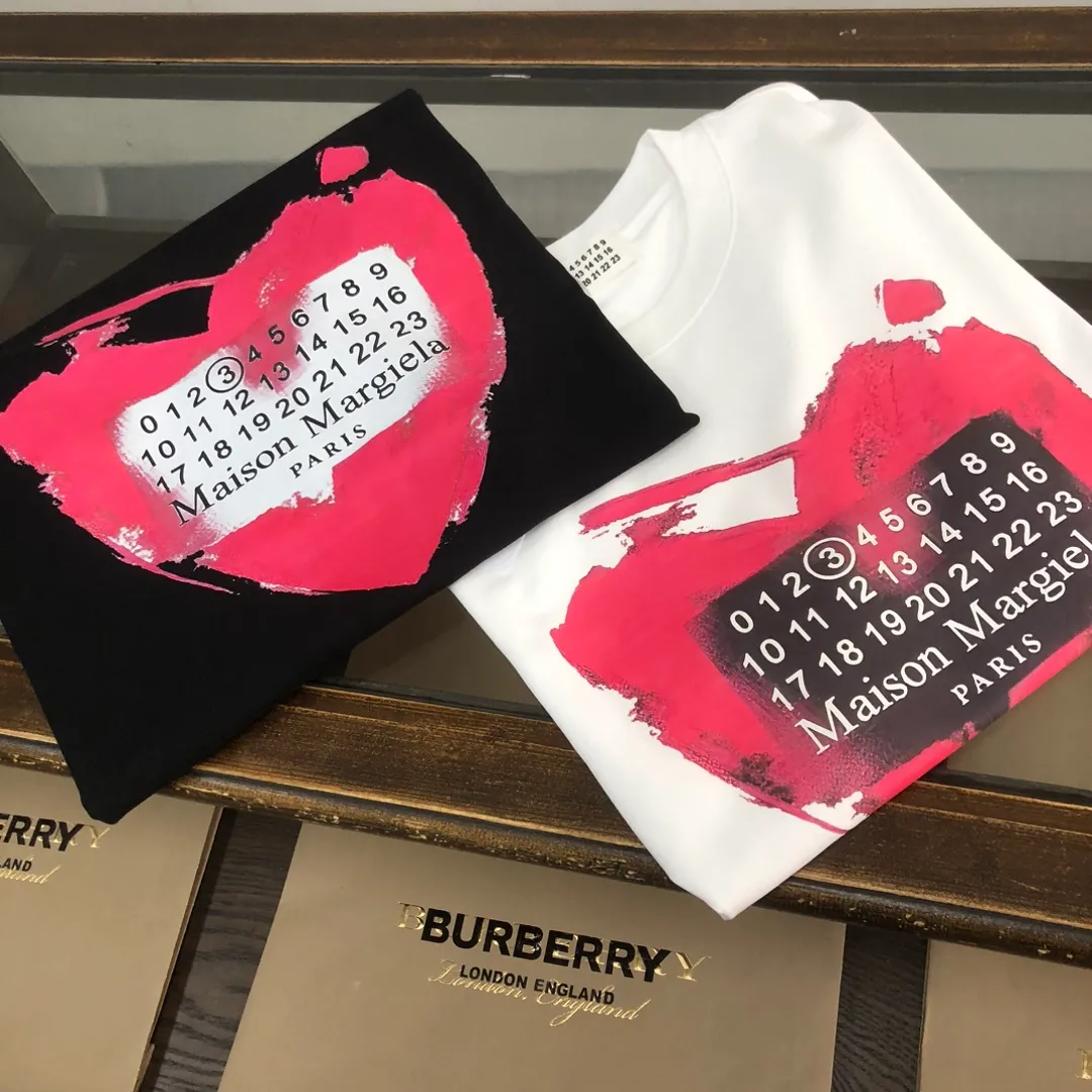 💰P85💥 MM 6 New Arrival T ！Premium ， ！ ！ ！ ！ ！ Breathable ！ ， . . ： White Black Sizes：M-3XL